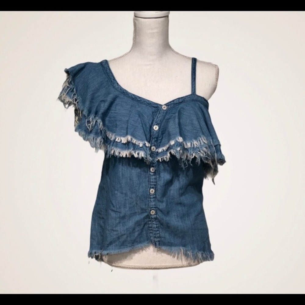 BLANKNYC  women’s jeans asymmetrical blouse